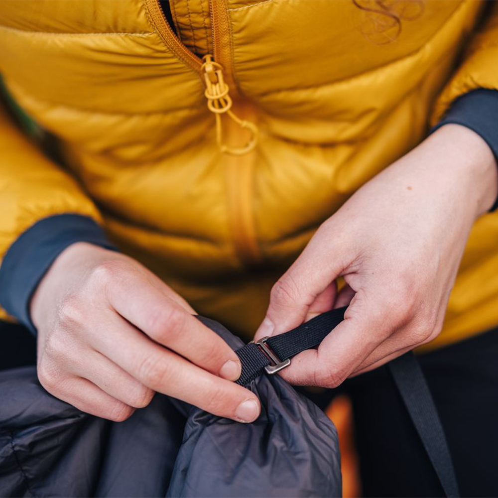 Patizon Multi Quilt 250 파티존 3계절 초경량 침낭 Jet Black / Fired Brick